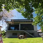 Σπίτι διακοπών Modern House In Visoko