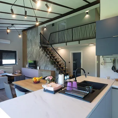 Prázdninový dům Modern House In *